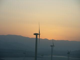 نیروگاه بادی منجیل 3 - پروژه های انجام شده در زمینه مدیریت انرژی