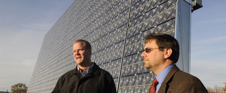 فناوری جدید پنل خورشیدی در پایگاه نیروی هوایی ROBINS 780x321 - اخبار