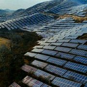 نصب پنل خورشیدی روی کوه های کشور تایوان