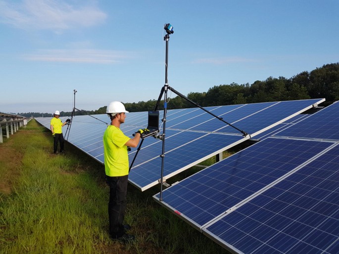 آرانیرو تجهیز نیروگاه خورشیدی - تشریح گام به گام ساخت نیروگاه‌های خورشیدی از برنامه‌ریزی و طراحی تا ساخت و بهره‌برداری