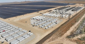 edwards sanborn solar storage completion hero 300x157 - ایالات متحده 22 میلیون هکتار را با پنل های خورشیدی - آرا نیرو