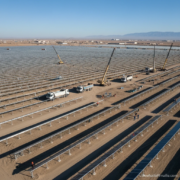 در نشست مشترک مدیران شرکت شهرک‌های صنعتی 180x180 - استفاده از انرژی خورشیدی برای روشنایی گلزارهای شهدای استان کرمان