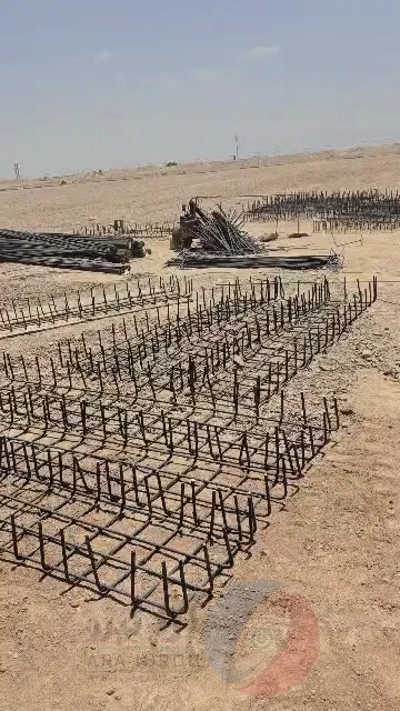 مراحل نصب پنل خورشیدی نیروگاه ابرآهن کویر